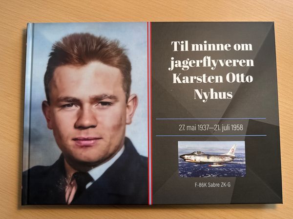 Til minne om jagerflyveren Karsten Otto Nyhus